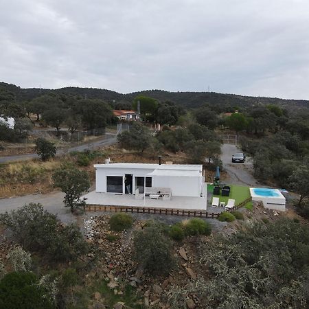 Casa En El Lago.Unmillondeestrellas Villaharta Luaran gambar