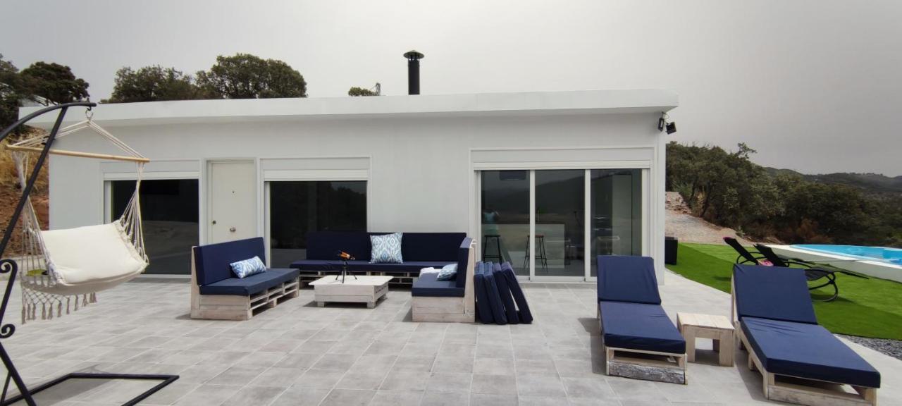 Casa En El Lago.Unmillondeestrellas Villaharta Luaran gambar