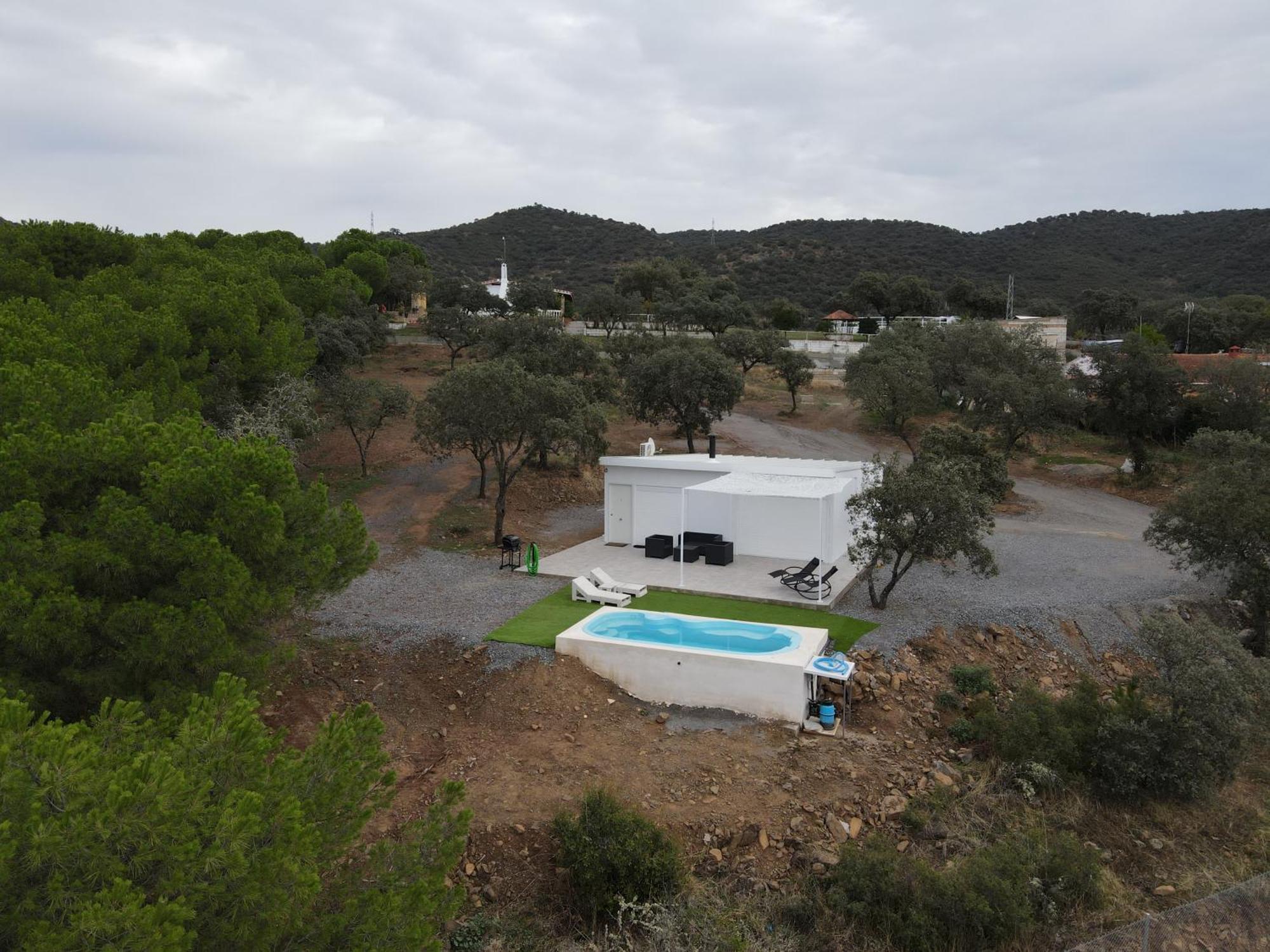 Casa En El Lago.Unmillondeestrellas Villaharta Luaran gambar